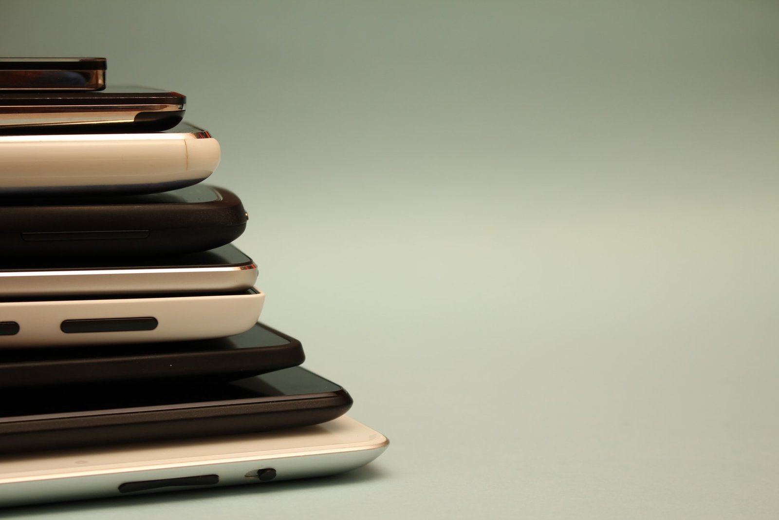 picture of phones stacked on top of each other